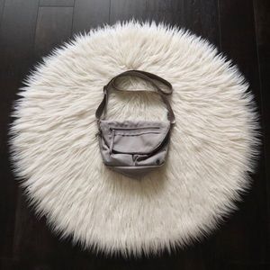 Lululemon | Festival Bag Silver